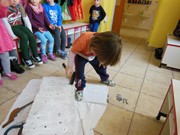 Šroubujeme, zatloukáme, vrtáme a řežeme -polytechnika ve školce